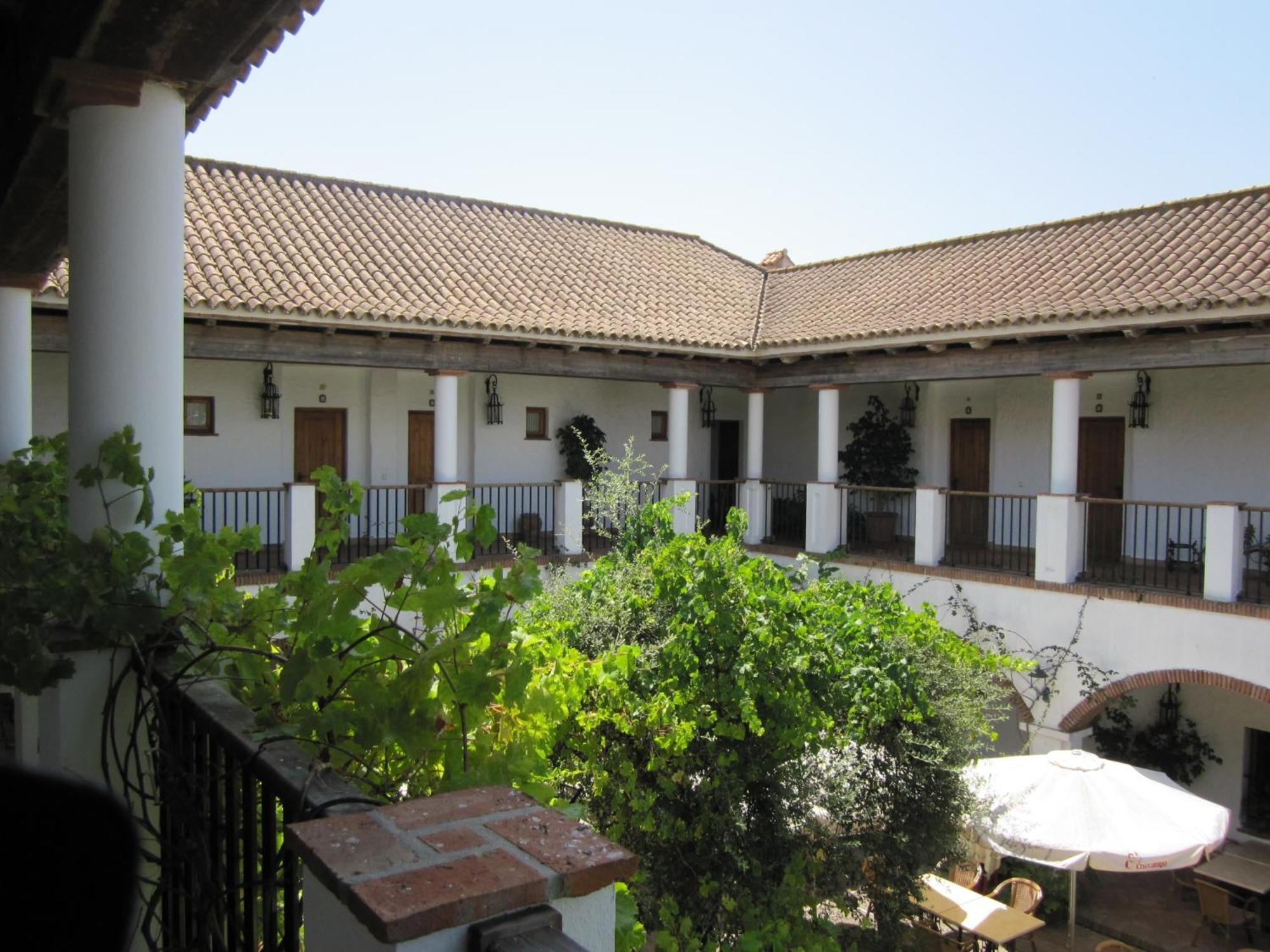 Hotel Cortijo Las Grullas Benalup-Casas Viejas Ngoại thất bức ảnh