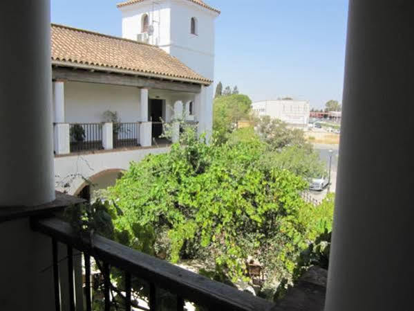 Hotel Cortijo Las Grullas Benalup-Casas Viejas Ngoại thất bức ảnh